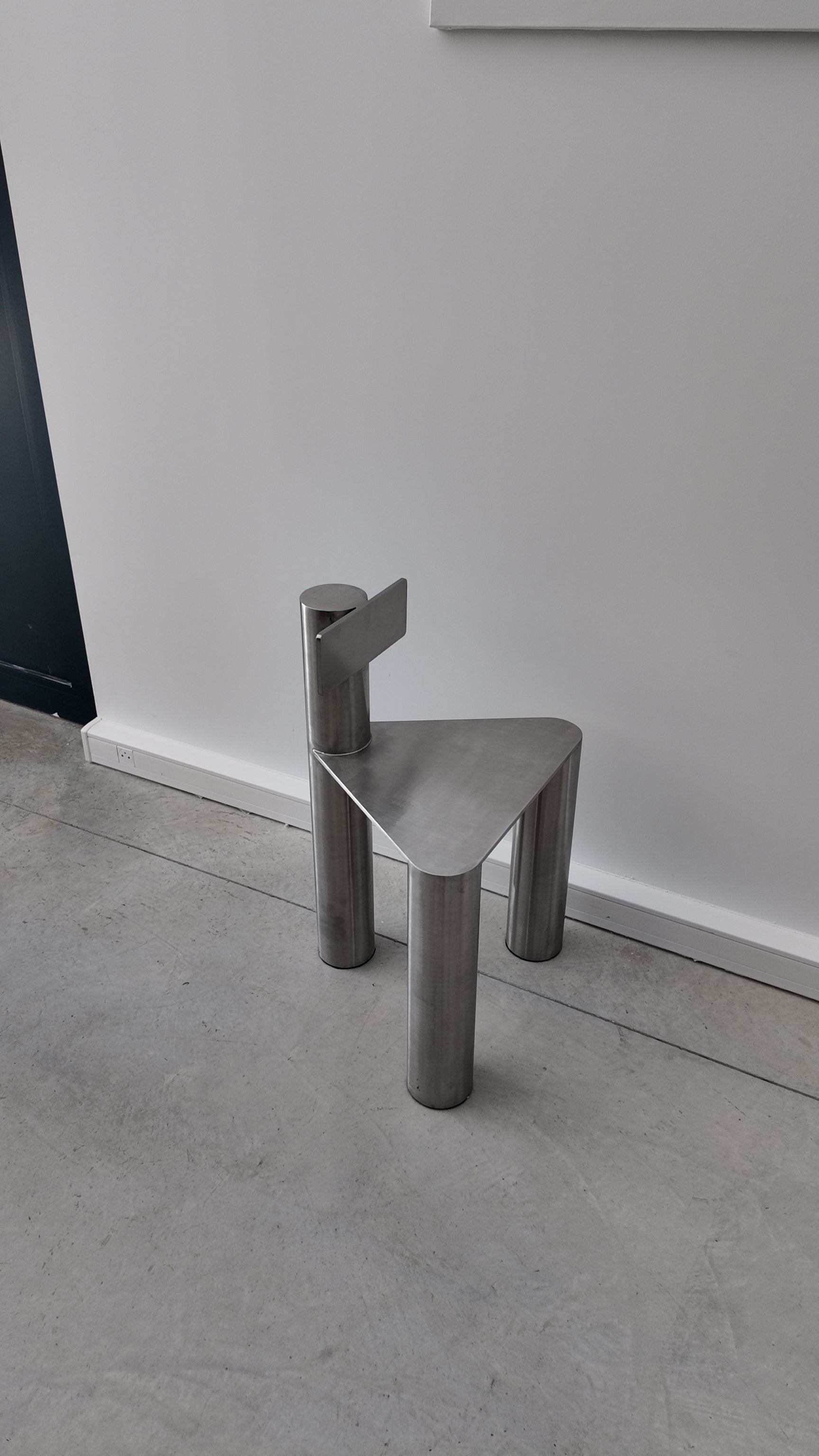 La chaise trépieds